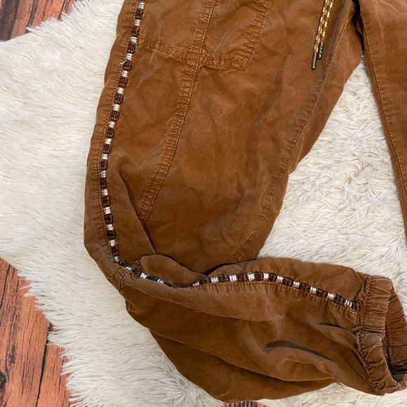 By Anthropologie Byron Seamed Utility Joggers - Picture 5 of 10